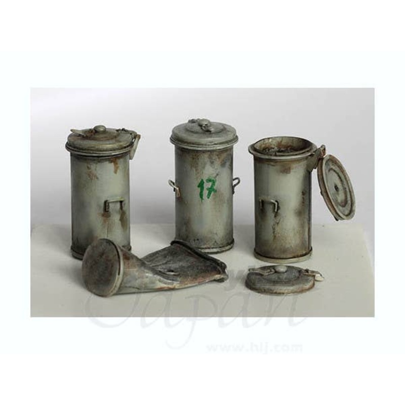 1/35 Dustbin