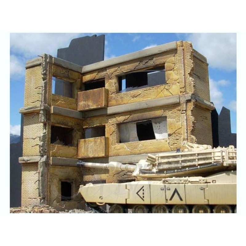 1/35 Three Story Apartment