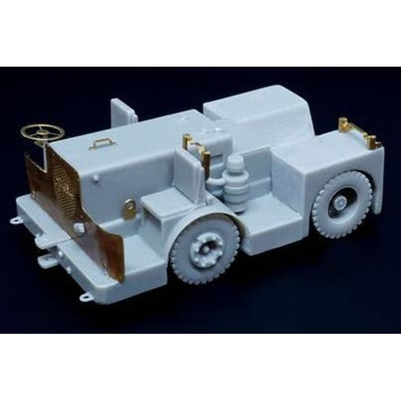 1/72 British Tag Master Tow Vehicle
