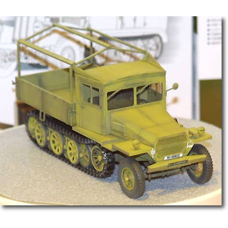 1/35 German 3 Ton Half-Track Sd.Kfz.11 Late Model