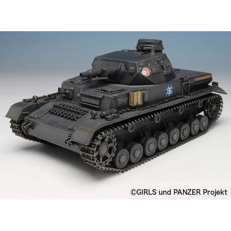 1/35 Girls und Panzer IV Tank D Type Anglerfish Team 10th Anniversary Special Edition!