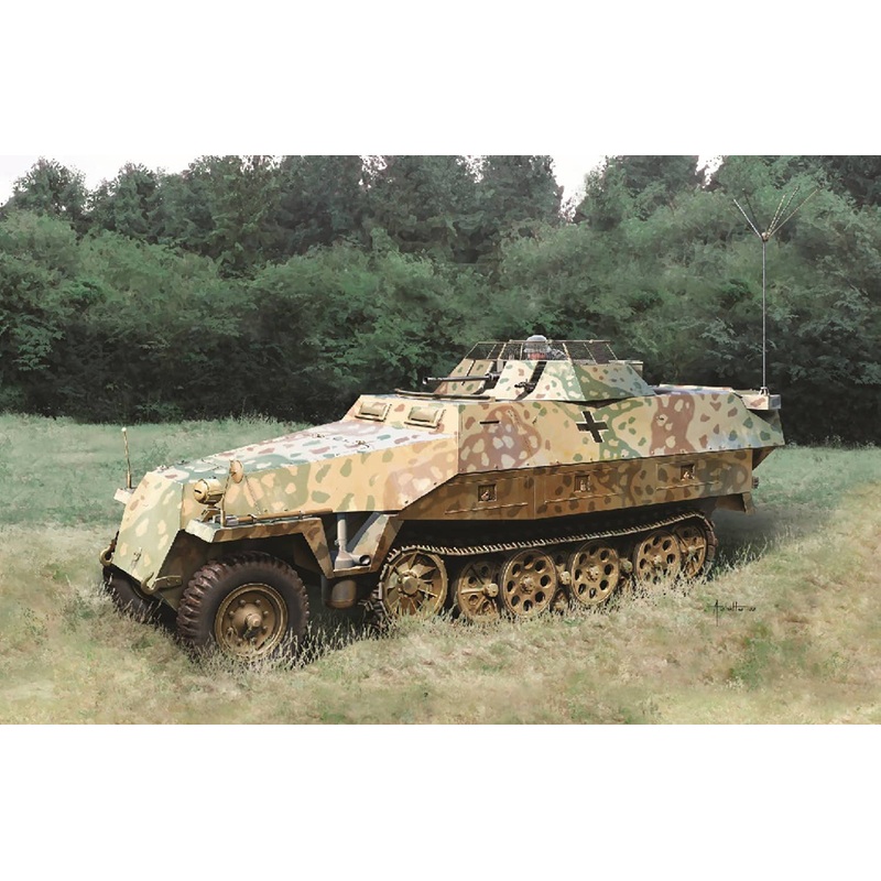 WW.II German Army Sd.kfz.251/23 Ausf.D Armored Reconnaissance Vehicle EZ Truck & Bonus Figure Included
