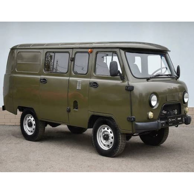 1/35 UAZ 3909 Russian Military Van
