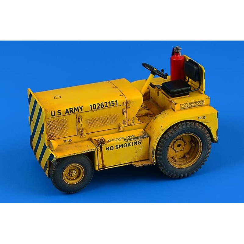 1/32 Minneapolis-Moline MT-40 Tow Tractor (US Army, US Navy, Civilian)