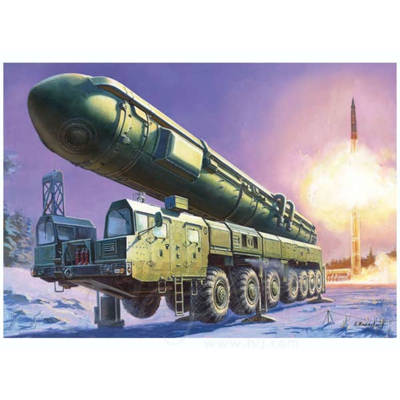 1/72 Russian Intercontinental Ballistic Missile Launcher "Topol" SS-25 "Sickle"