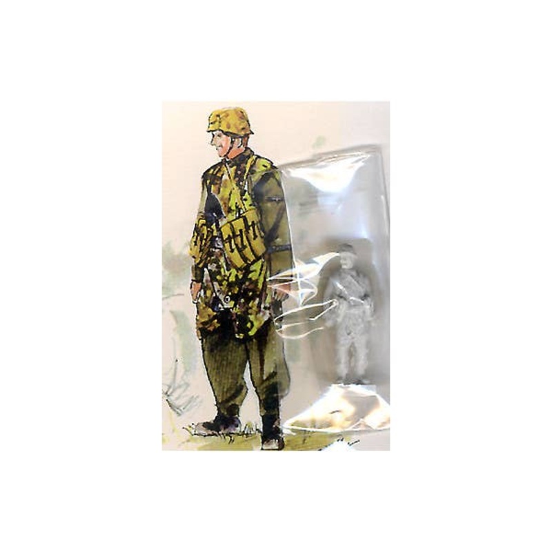 1/72 German Infantry Poncho Camo Figure