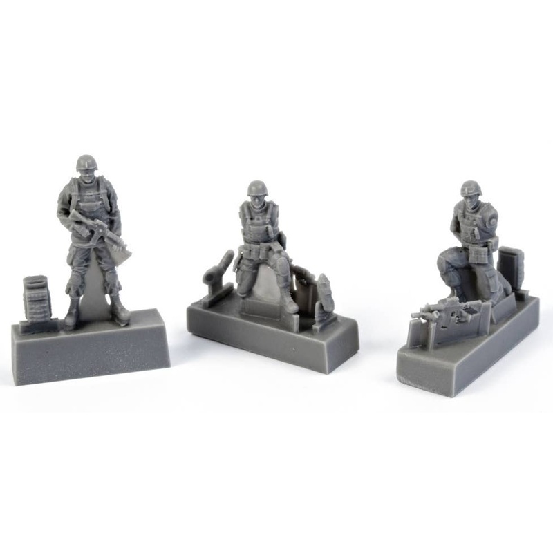 1/72 Two Kneeling Soldiers and Commanding Officer, US Army Squad 2nd Division