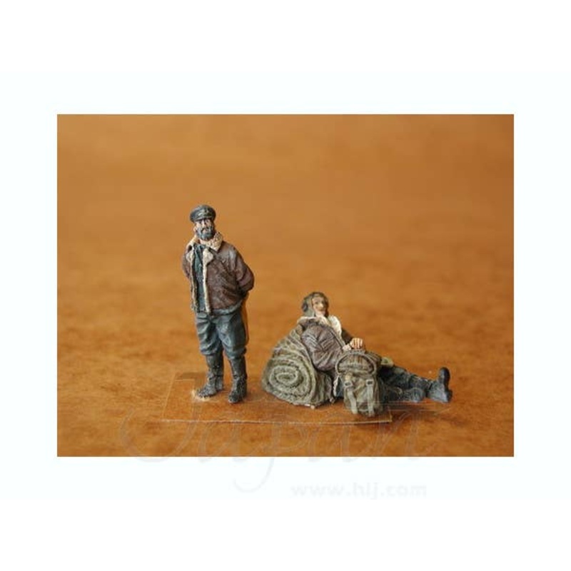 1/48 RAF pilots at rests WW II