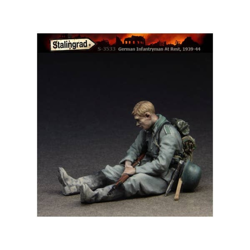 1/35 German Infantryman at Rest 1939-44 #3