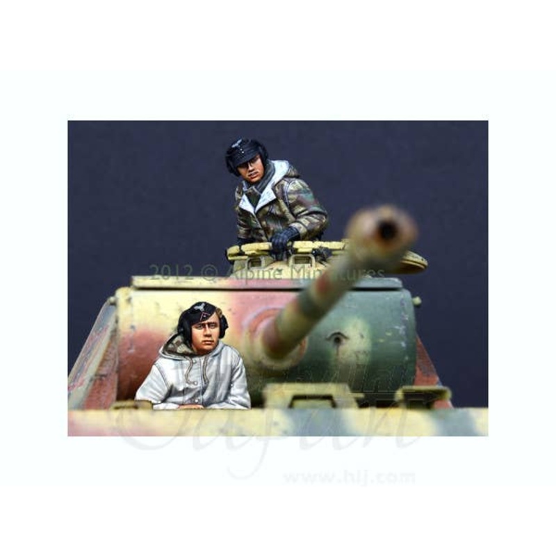1/35 German Panther Crew Set (2 figures & 4 heads)