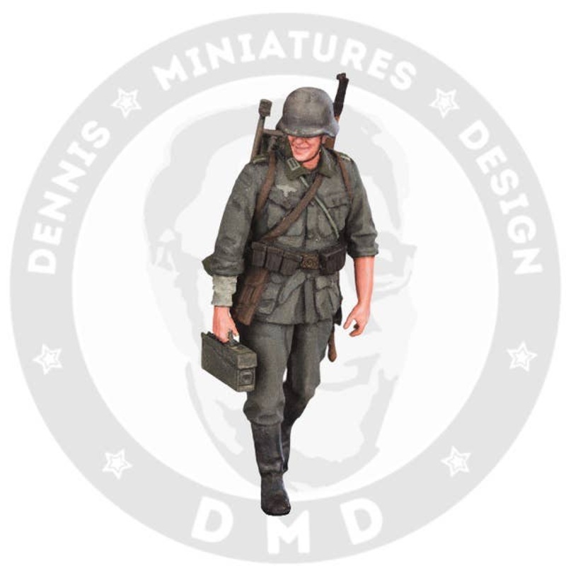 1/35 WW2 German Infantry Heinrich w/MG tripod