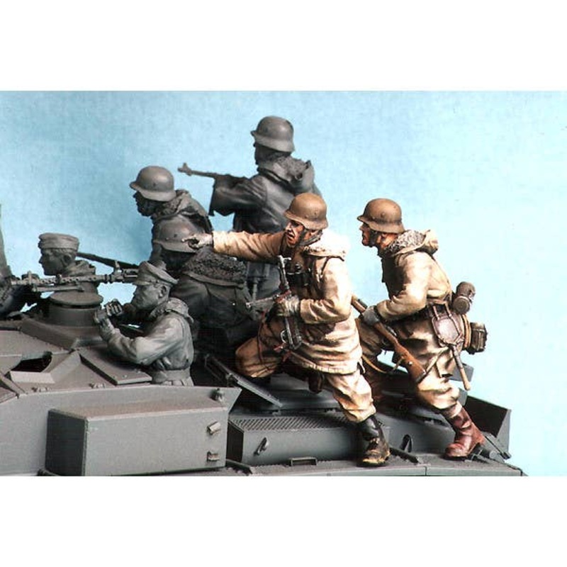 1/35 German Panzergrenadieren SS III Kharkow Winter 1943 (2pcs)