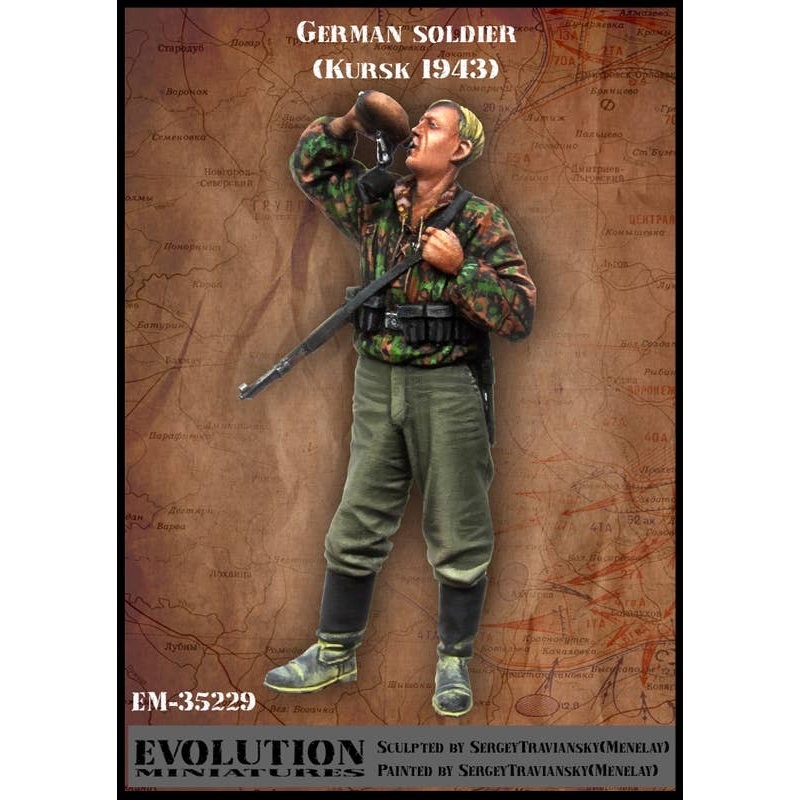 1/35 German Waffen SS Grenadier Soldier drinking a canteen Kursk 1943
