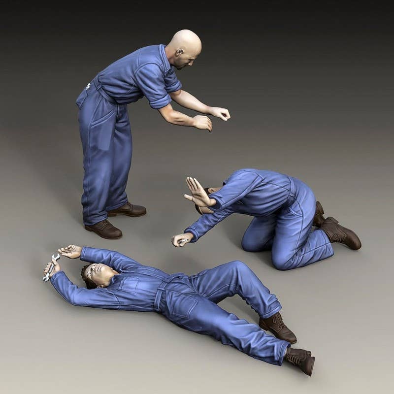 1/35 Mechanics - 3 figures