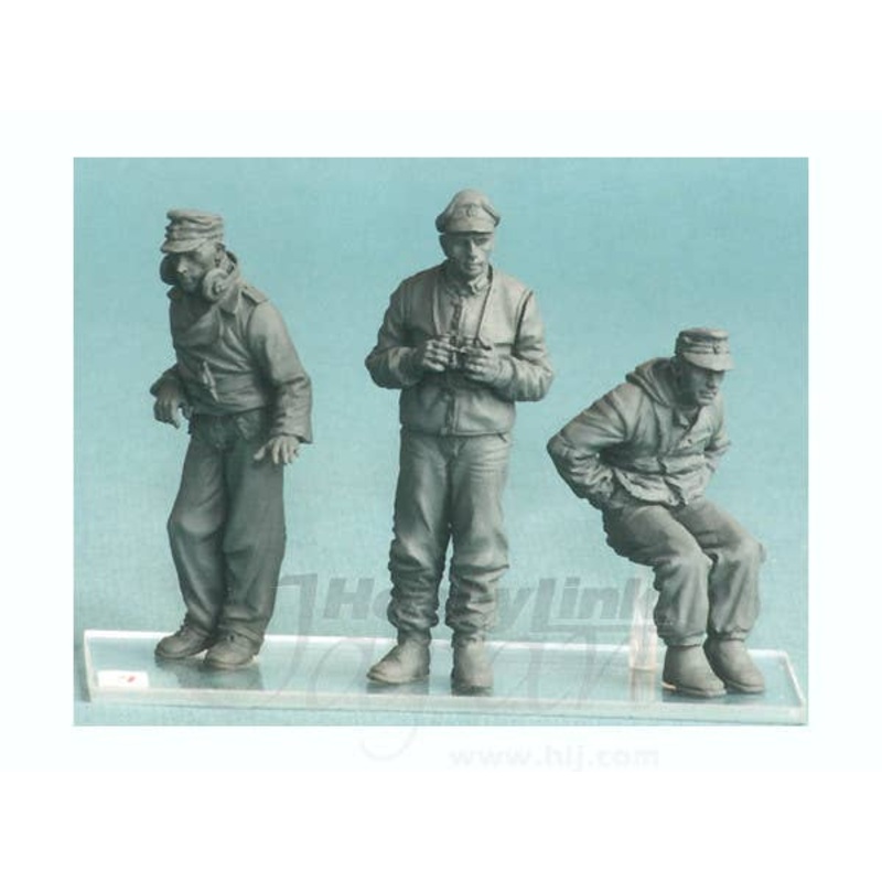 1/35 German Tank Crew Winter 1944-45 (3 Figures)
