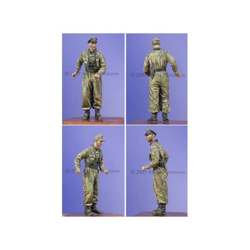 1/35 Waffen SS Panzer Officer