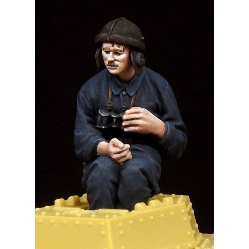 1/35 Hungarian 40M Turan Commander (for Bronco)