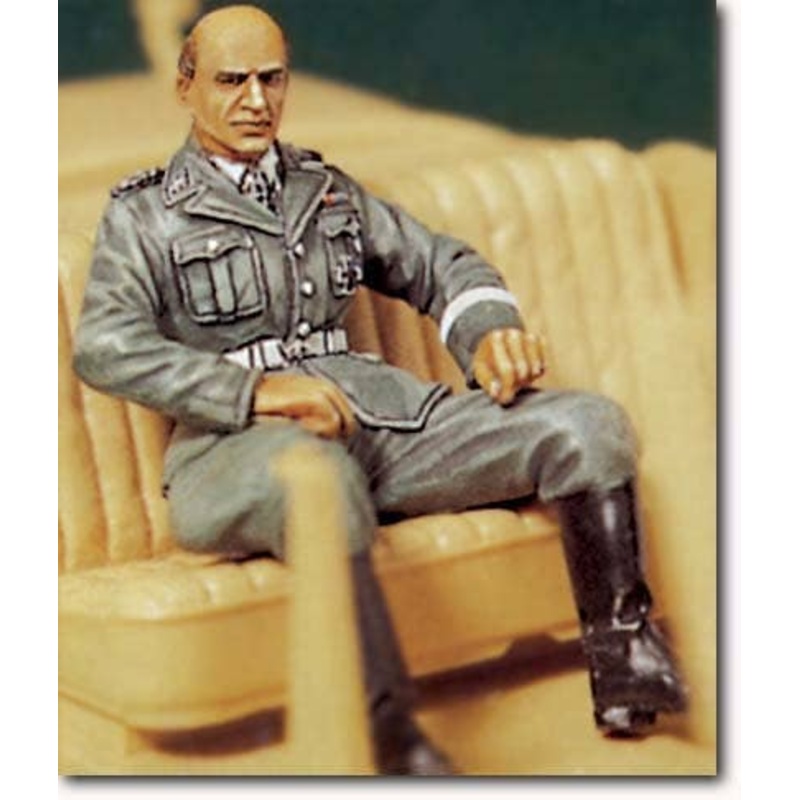 1/35 German SS General WWII