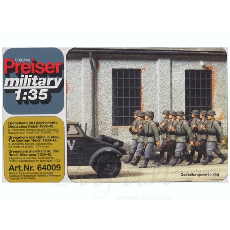 1/35 Grenadiers Marching in Step, German Reich 1939-45 (9 figures)