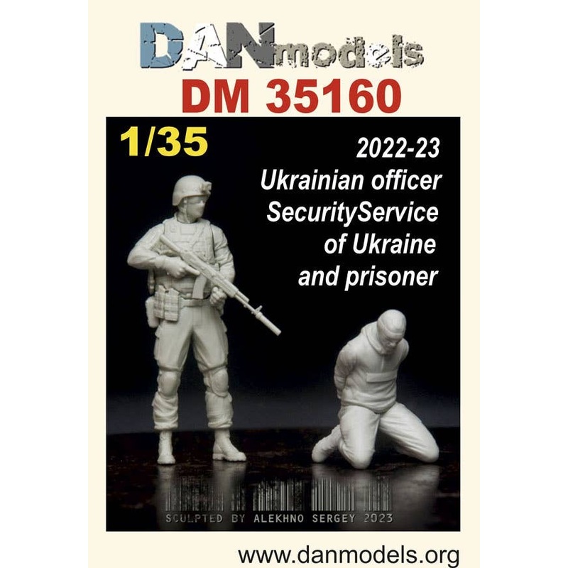 1/35 Ukrainian officer Security Service of Ukraine and prisoner