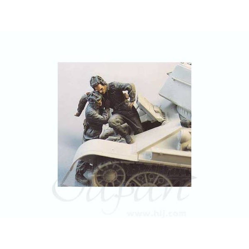 1/35 Escaping Soviet Tank Crew, Summer 1943-45 (2pcs)