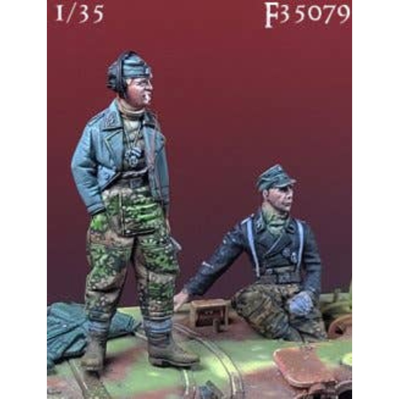 1/35 WWII German Waffen SS Tank Crew Set (2 pieces)