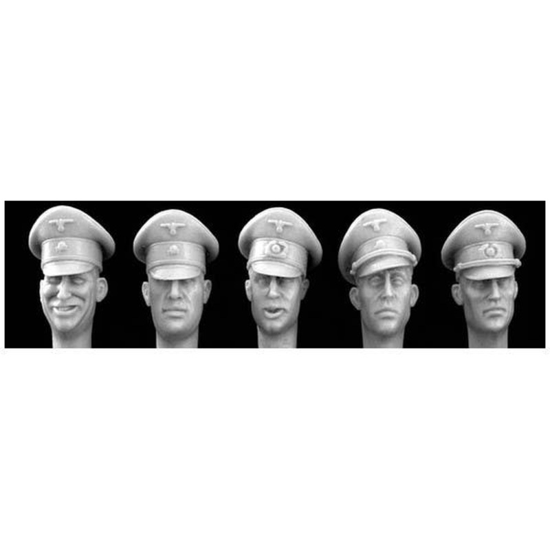 1/35 German Officer Heads Wearing Schirmutze Caps