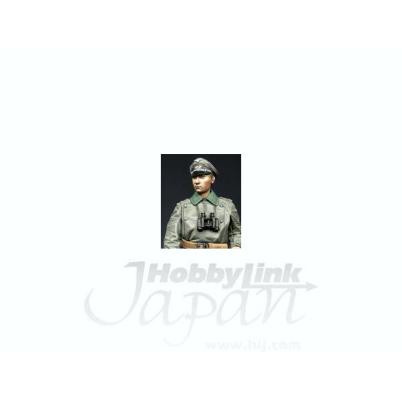 1/35 WWII German Officer #1 (w/2 heads)