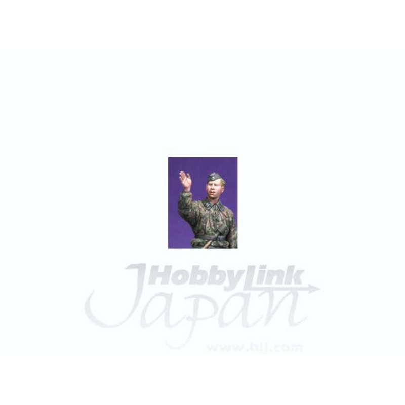 1/35 SS Panzer Recon Crewman