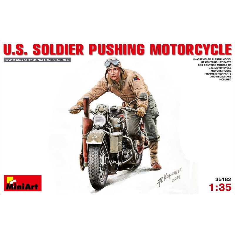 1/35 U.S. Soldier Pushing Motorcycle