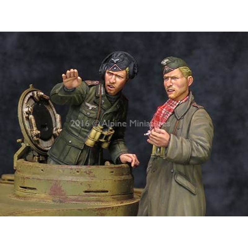 1/35 WWII DAK AFV Commander Set