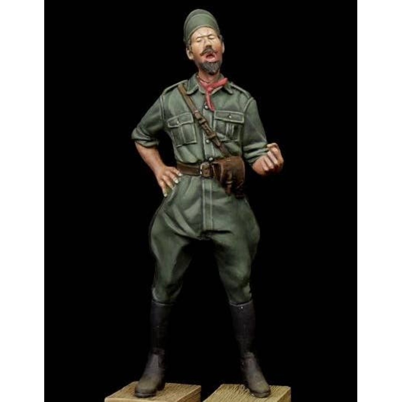 1/35 Singing Italian Officer WW II
