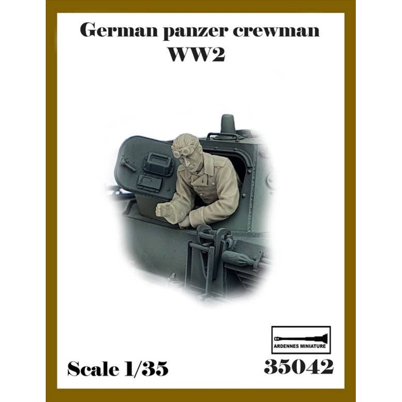 1/35 WWII German Tank Crew Early in the War #3 Leaning Tank Crew (1pcs)
