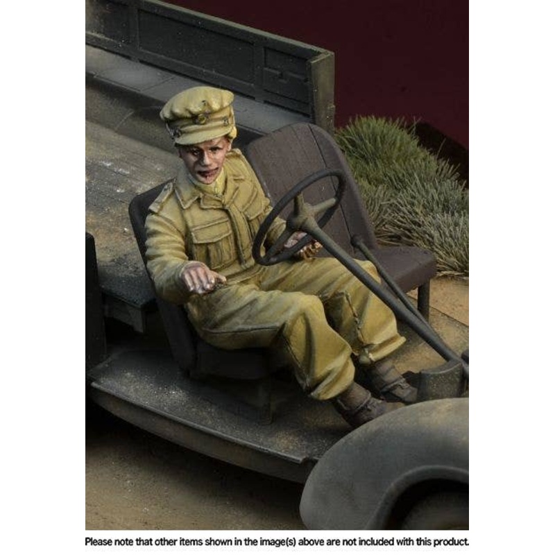 1/35 WWII British ATS Driver