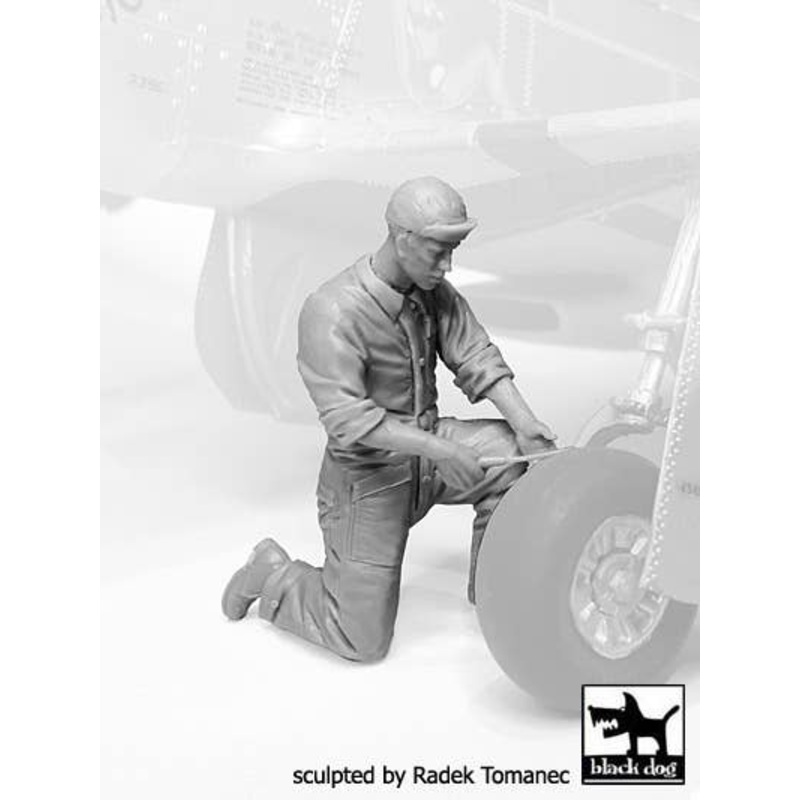 1/32 Mechanics Personnel USAAF 1940-45 No.5