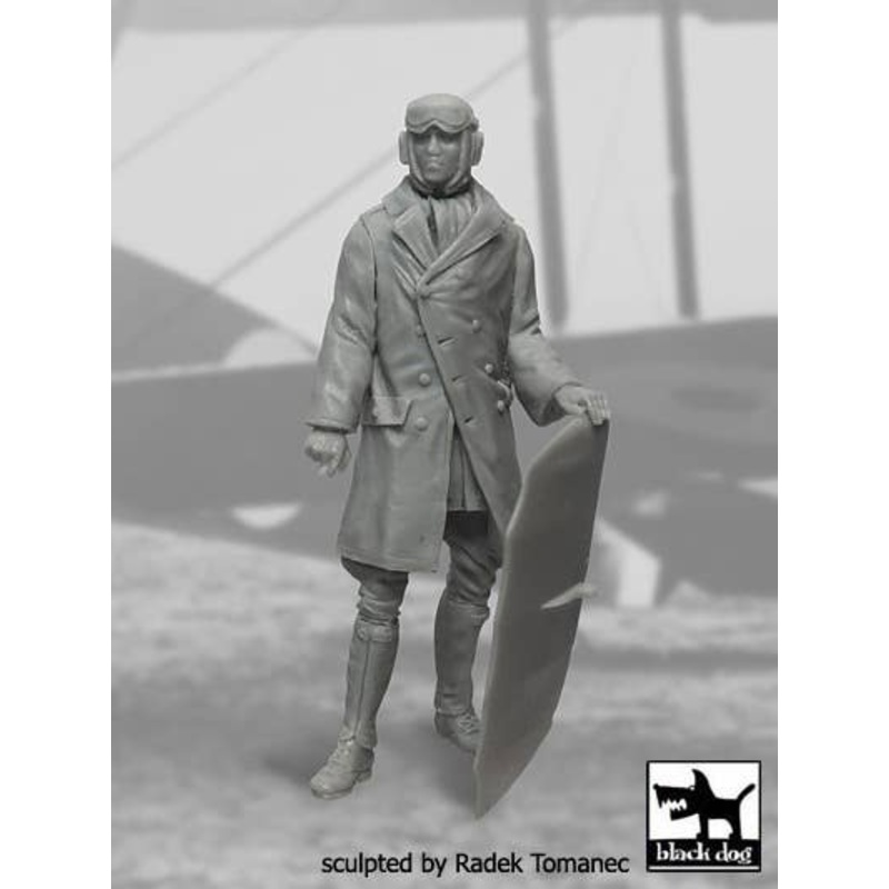 1/32 RFC Fighter Pilot No.3