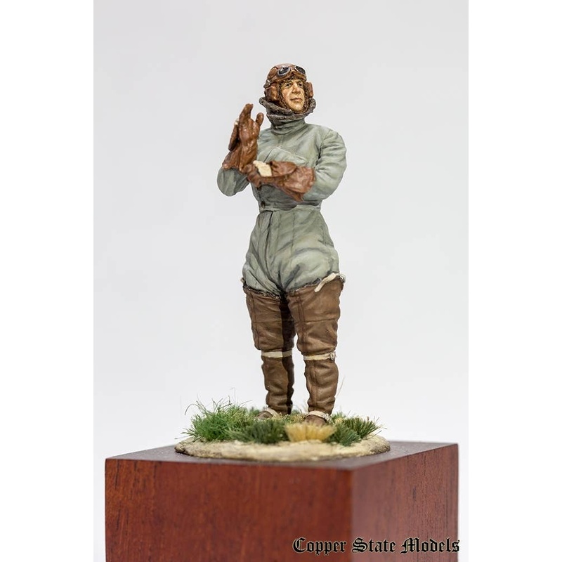 1/32 RFC Pilot