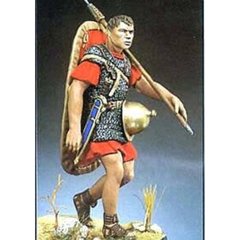 1/32 Roman Marching Soldier