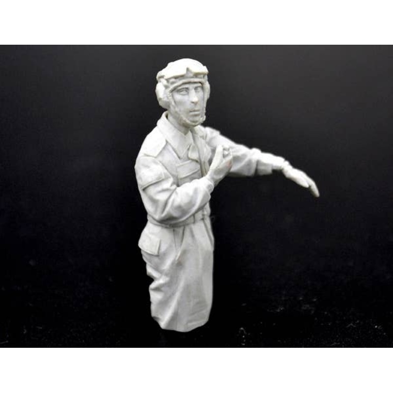 1/35 Parade Russian Tank Commander
