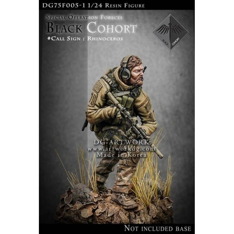 1/24 Black Cohort Rhinoceros (No Included Base Version)