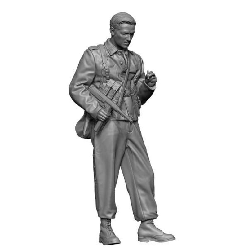 1/16 WWII German Fallschirmjager Short Rest