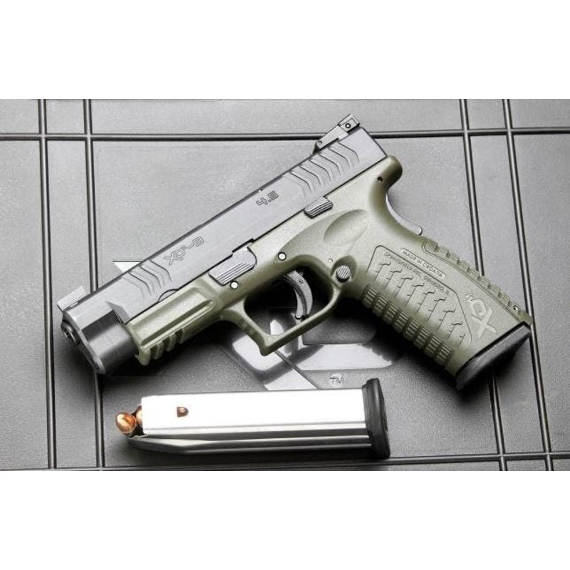 Handgun Maniacs -The Rivals of Masterpiece Guns-