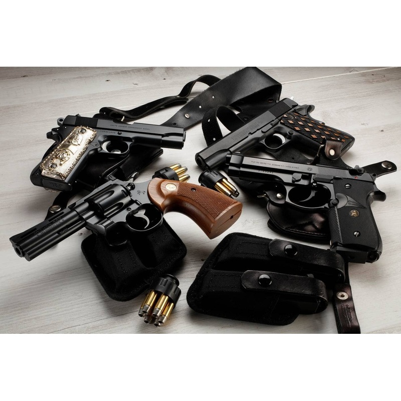 1970-80s A Gun That Shines With A Hero