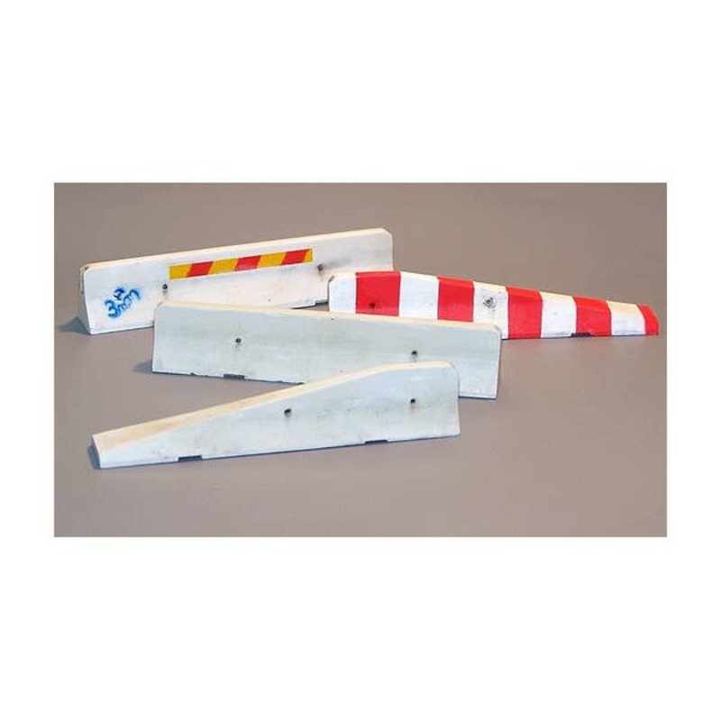 1/48 Concrete Block, Long (Roadblocks)