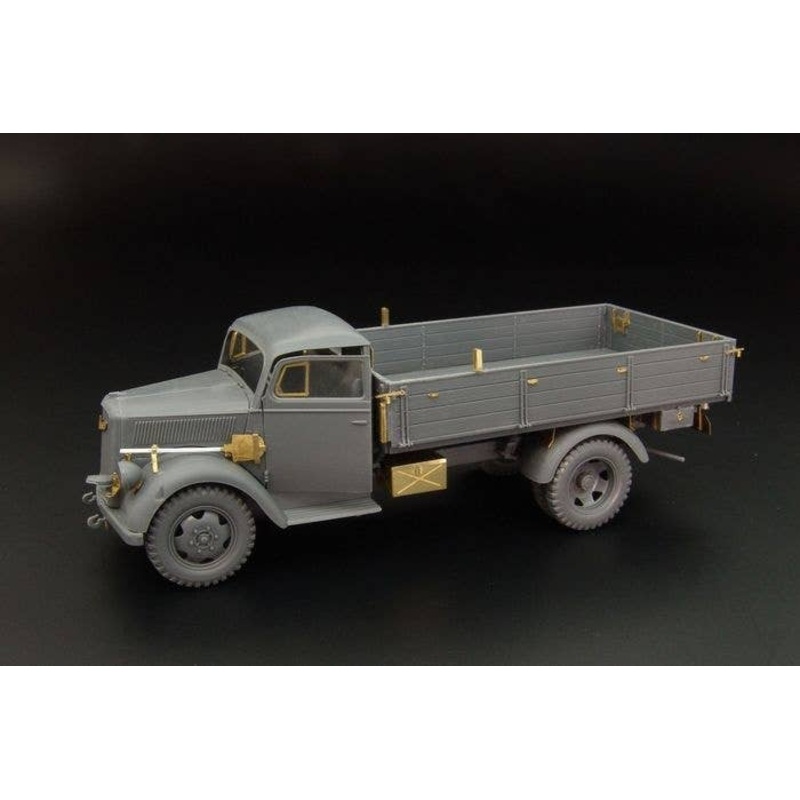 1/48 Opel Blitz (Tamiya)