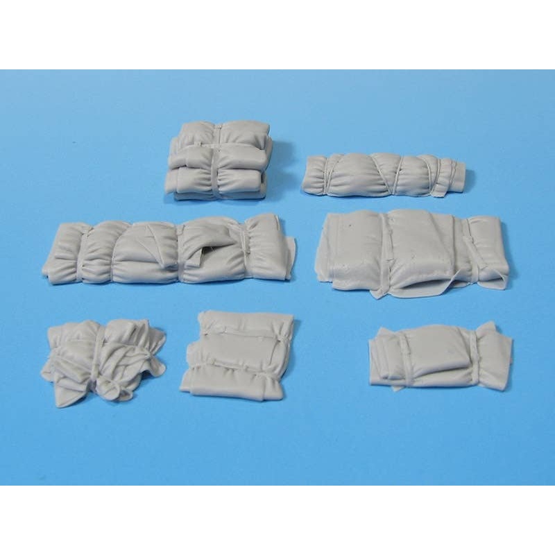 1/35 General Purpose Tent & Tarpaulin Set #2 (7pcs Set)