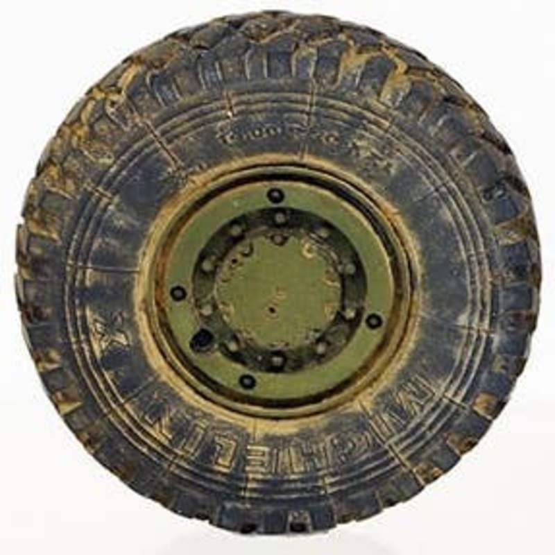 1/35 German Lux Reconnaissance Armored Car Tire Wheel Michelin XZL