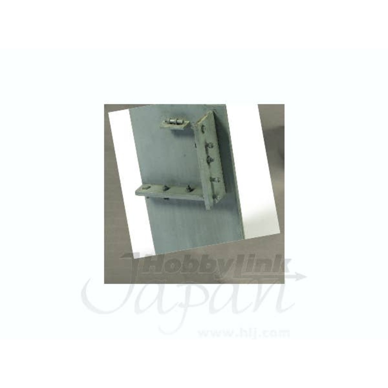 1/35 Nut & Bolt #1