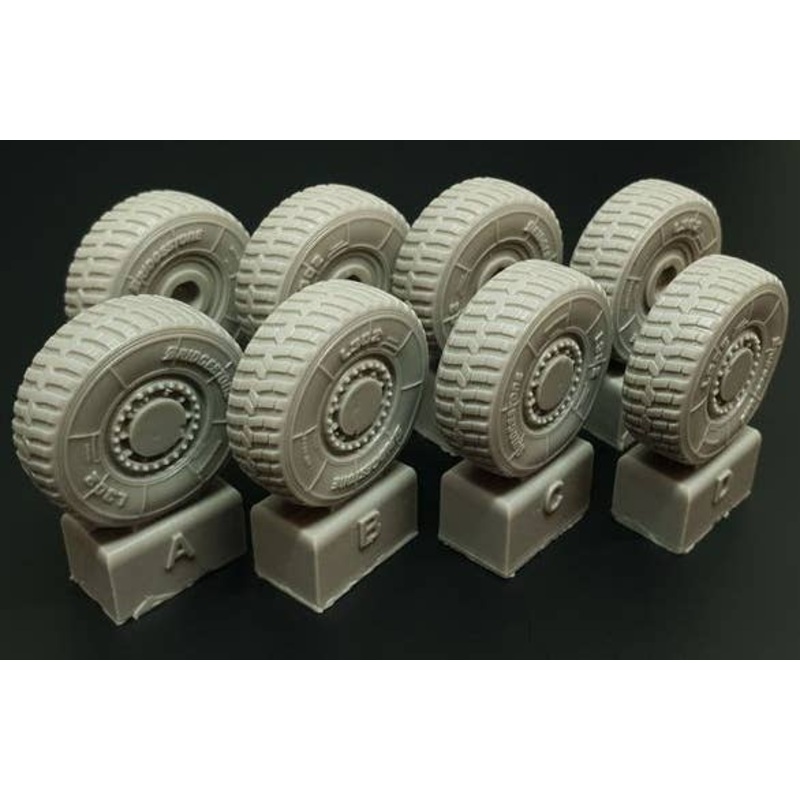 1/48 JGSDF Type 16 Wheels (for Tamiya)