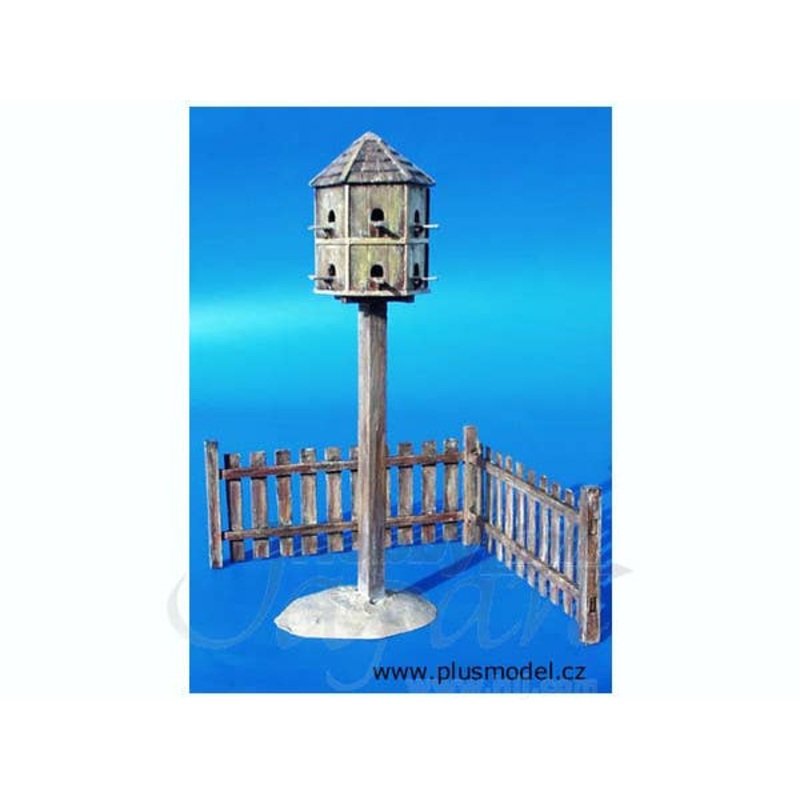 1/35 Pigeon House